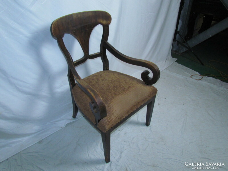 Antik Bieder karfás szék