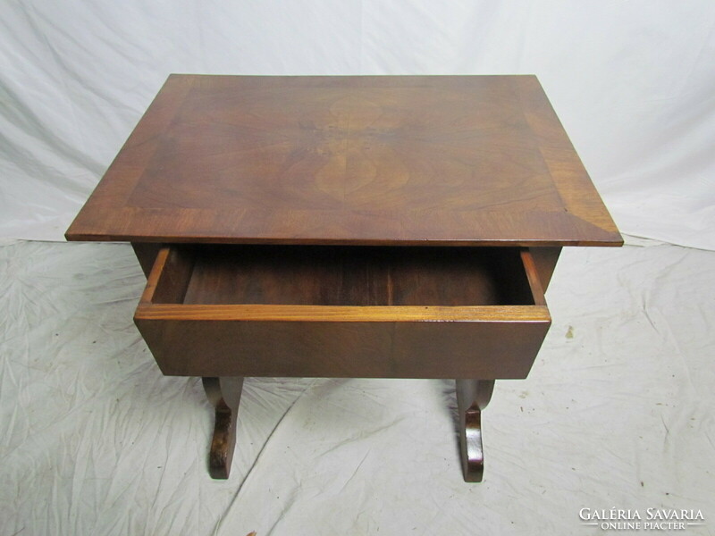 Antik Bieder varróasztal (restaurált)