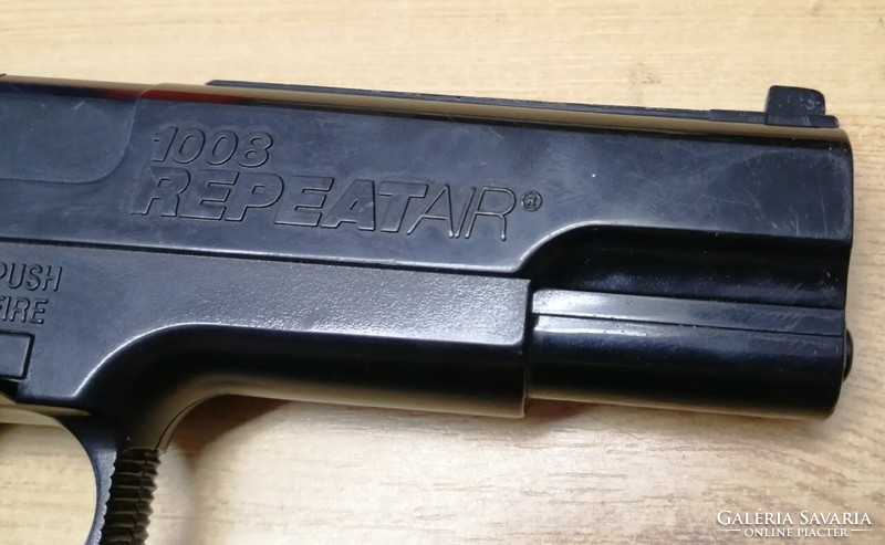 Crosman 1008 repeatair co2 semi-automatic pistol, excellent condition