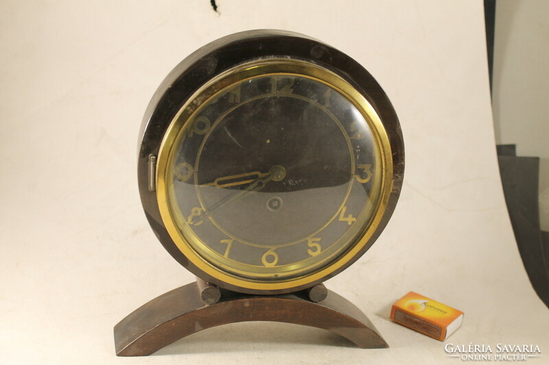 Art deco mantel clock 697