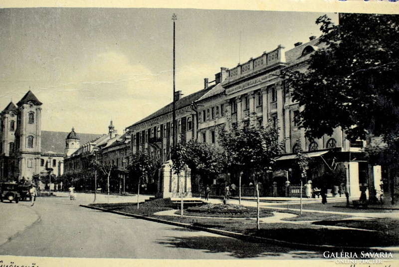 Gyöngyös   Hanisz - tér   fotó képeslap , automobil  1940   Sérült!