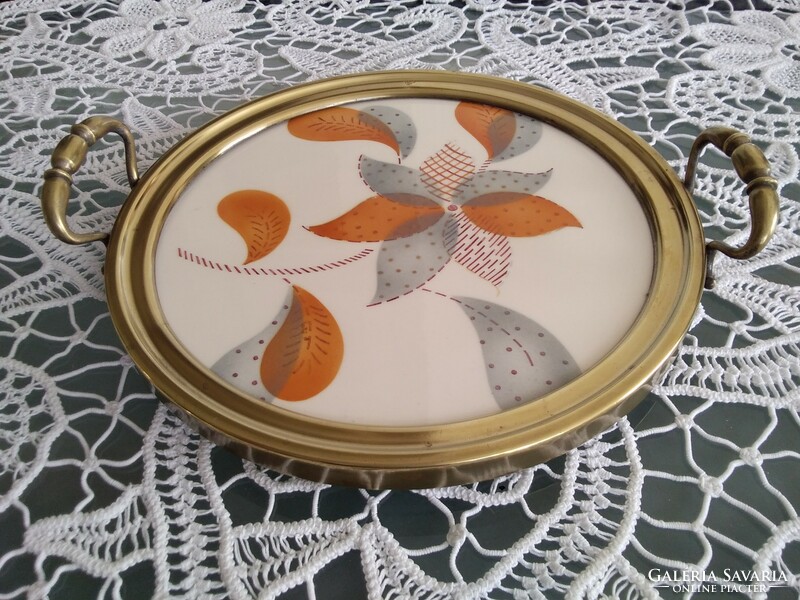 Cake or dish coaster with porcelain insert with copper frame and tongs, embossed mold number and marking!