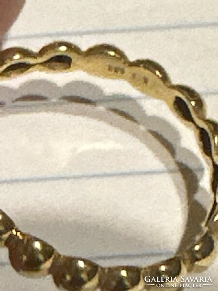 Margaréta fazonú régi eredeti gyémántokkal/0,85 ct / diszitett 14kr aranygyűrű eladó!Ara:110.000.-
