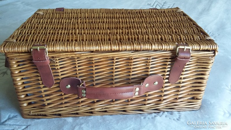 Vintage wicker cooler bag picnic basket - new, also as a gift
