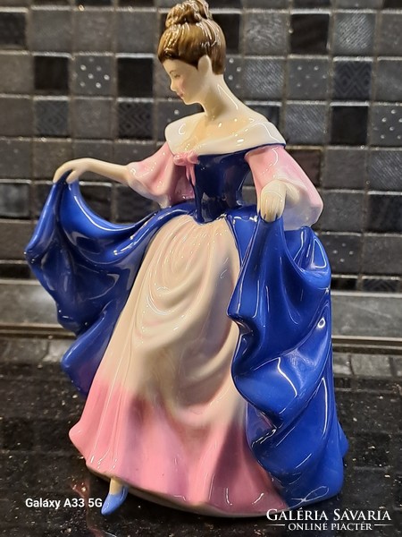 Royal Doulton Sara angol porcelán szobor hölgy figura kézzel készült és festett nipp