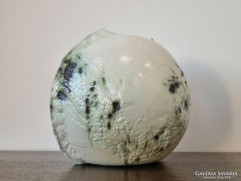 Borza Teréz iparművészeti porcálán gömb váza - 20 cm