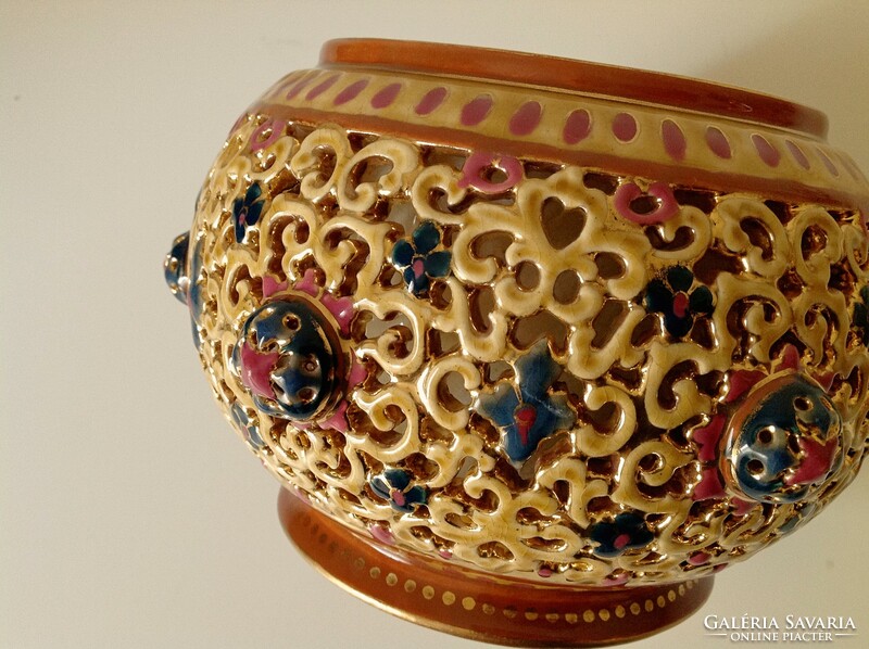 Zsolnay pot / ornamental vessel from the wanda series 1885 - 1887