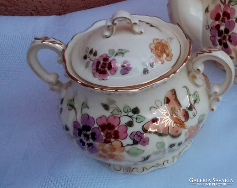 Zsolnay butterfly patterned sugar bowl with lid (for tea set)