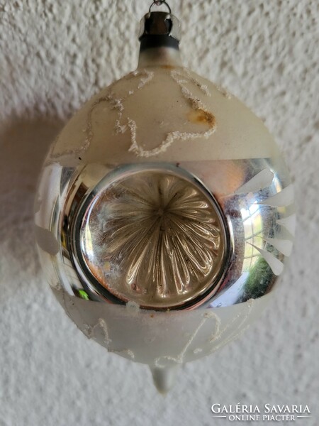 Retro, old, glass Christmas tree decoration_reflective drop ball