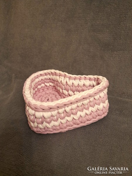 New crochet heart storage