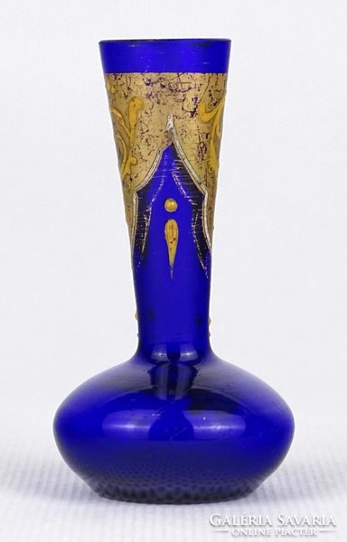1Q221 Antik Moser kisméretű aranyozott kobaltkék fújt üveg váza ibolyaváza 6.5 cm