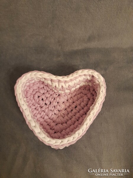 New crochet heart storage