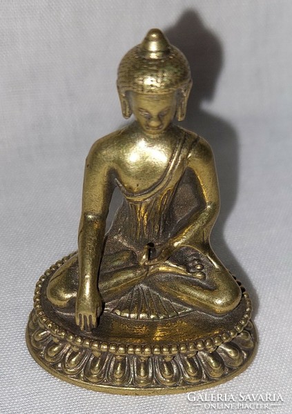 Miniatűr tömör sárgaréz orvosi Buddha figura