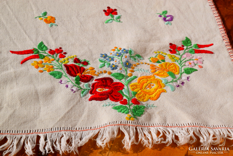 Old linen folk traditional Kalocsa tablecloth tablecloth runner hand-embroidered 82 x 43