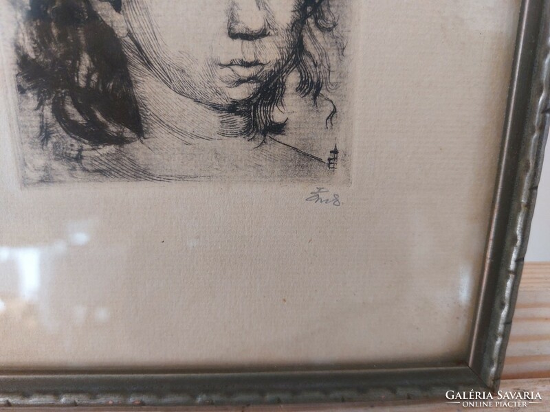 (K) small signed portrait etching with frame 16x17 cm