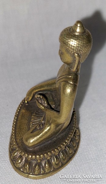 Miniatűr tömör sárgaréz orvosi Buddha figura