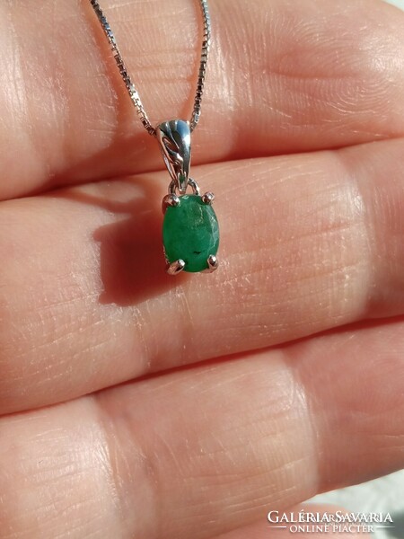 Silver emerald pendant