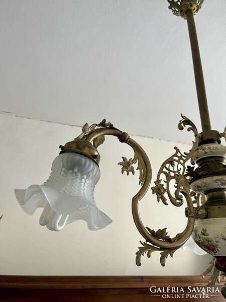 Neo-rococo three-arm chandelier, with majolica insert, decorative copper arms