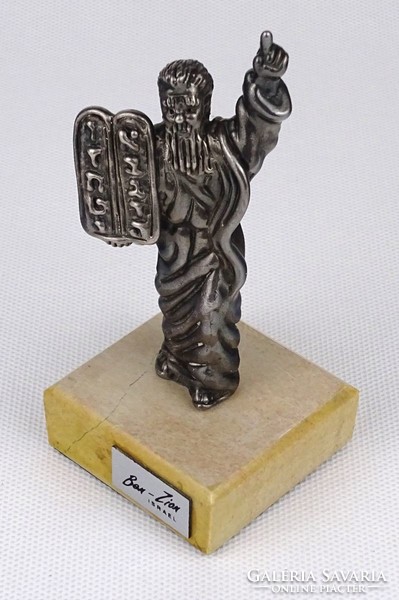 925 silver Moses statue marked 1Q238 on a pedestal 11.5 Cm