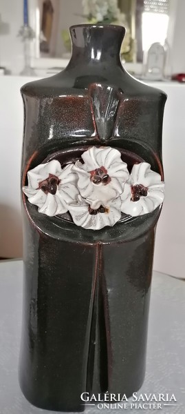 Gyula's retro Végvár vase is negotiable