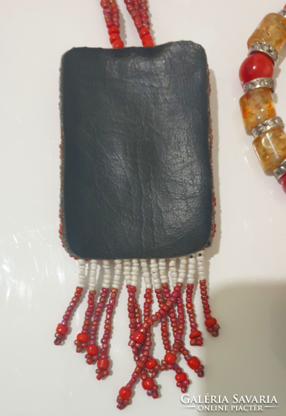 Large handmade shell necklace + 1 bracelet