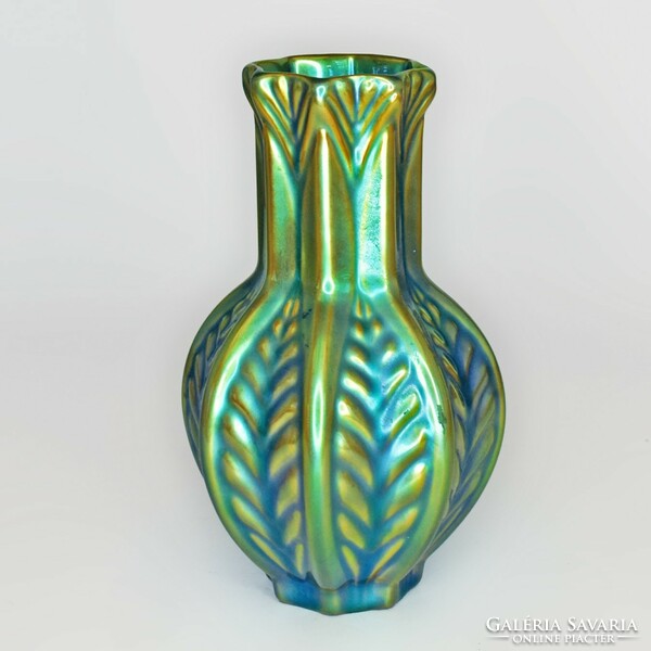 Zsolnay eosin glazed vase