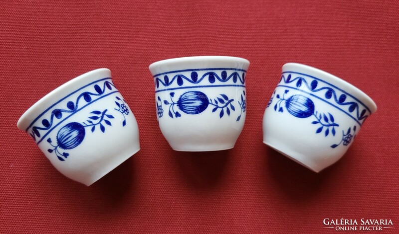 3 triptych German porcelain blue onion-patterned egg cups