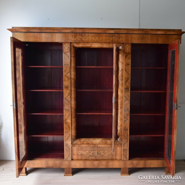 Biedermeier bookcase, showcase in refurbished condition