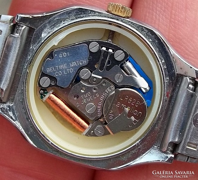 Vintage royal gold-steel women's watch