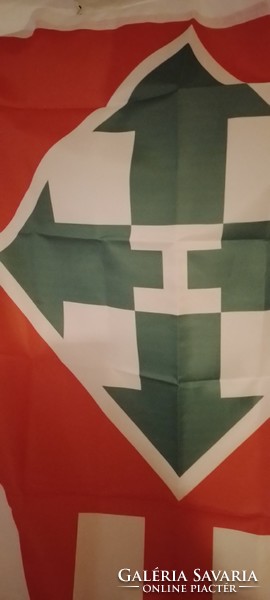 Arrow cross flag