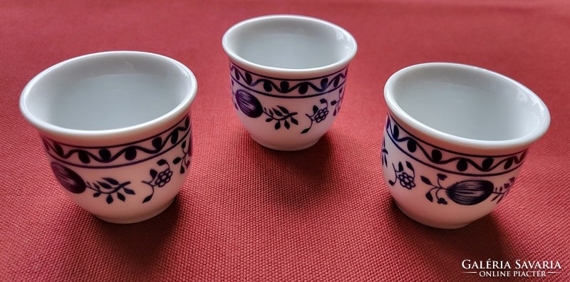 3 triptych German porcelain blue onion-patterned egg cups