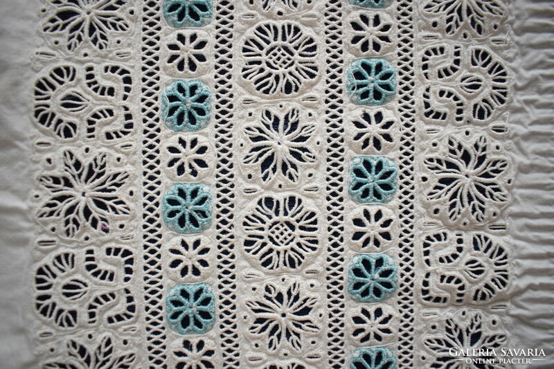 Madeira lace needlework blue white hole embroidery antique drapery decoration ethnography 44 x 21 cm+damaged