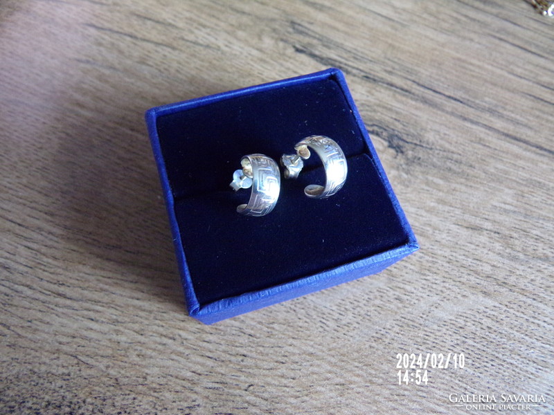 Silver earring