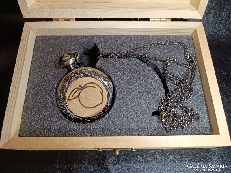 Pálinka wooden gift box with pocket watch, unique craft