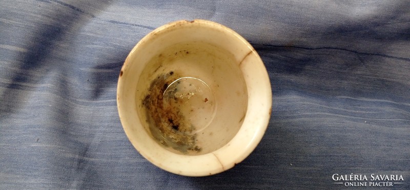 Antik csupor, valószínűleg Znaim korsó, csésze, pohár, bögre.