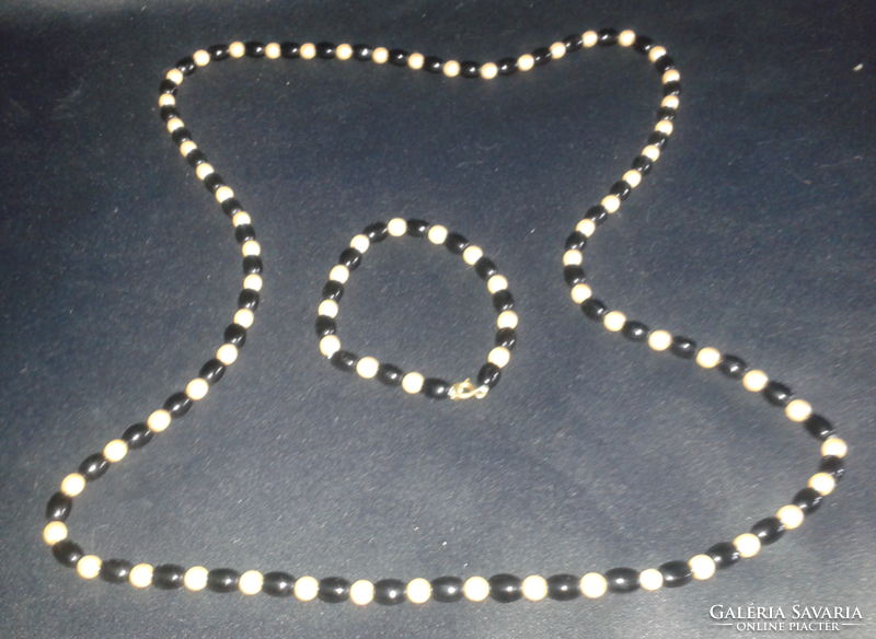 Retro 86cm long pearl and black stone necklace and bracelet set