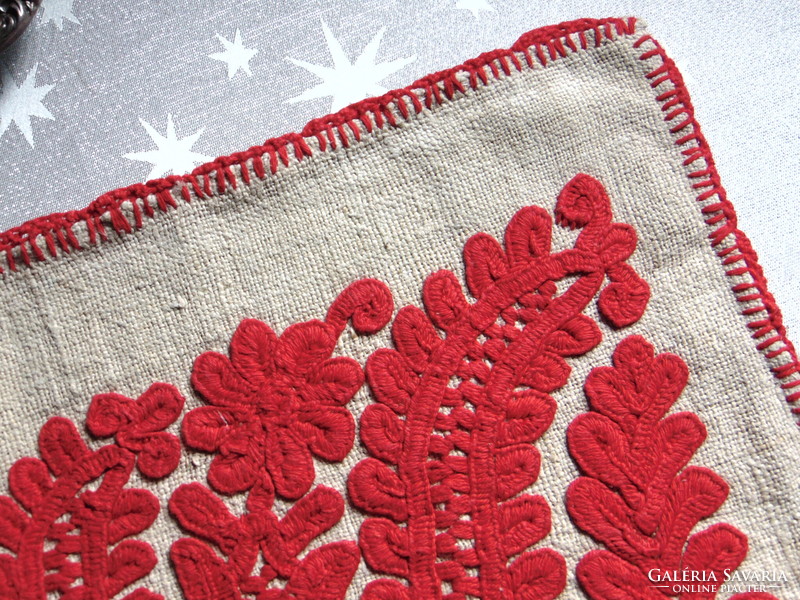 Beautiful, richly embroidered Kalotaszeg written handwork decorative cushion cover