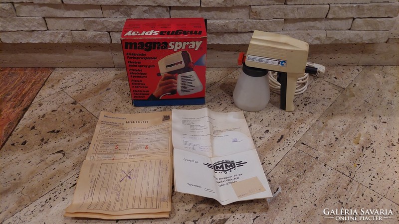 Mechanical works with magana spray can and papers