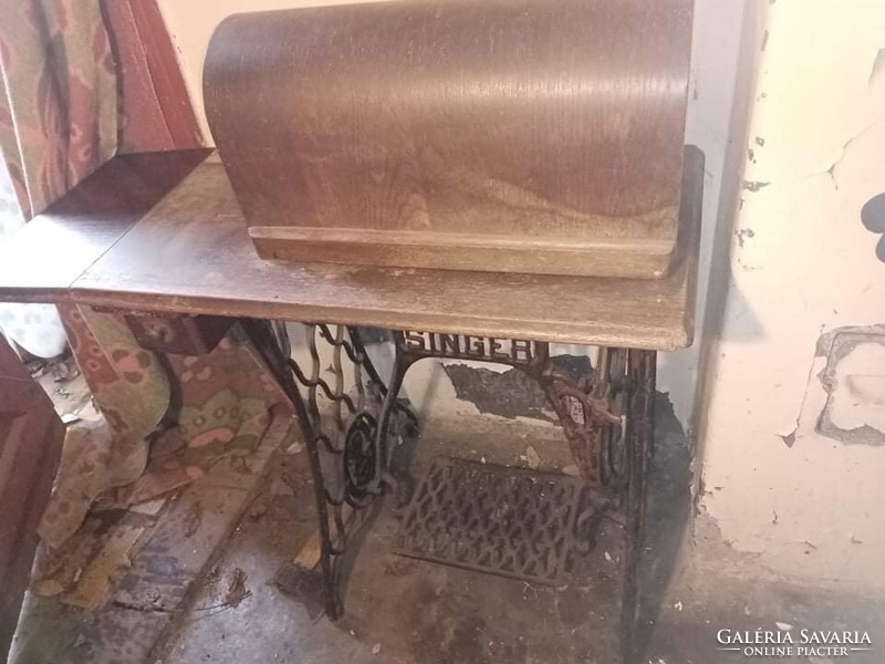 Original singer pedal sewing machine