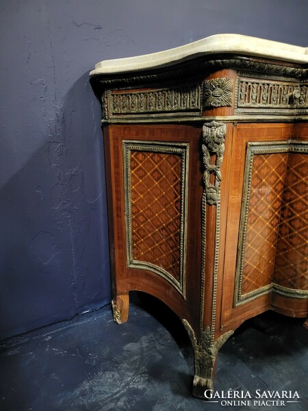 xvi. Louis-style large chest of drawers with a serving marble top