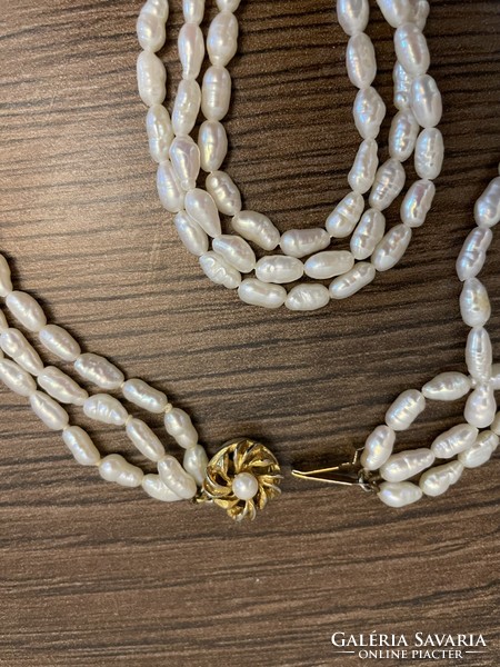 Eredeti klasszikus arannyal futtatott háromsoros gyöngy nyaklánc a '70-es évekből
