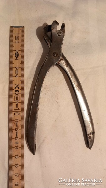 Old Hungarian, marked, special can opener (universal)