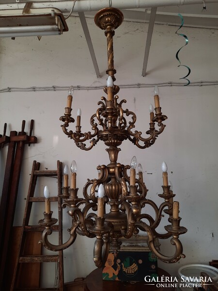 Florentine chandelier