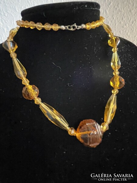 Art deco polished/engraved necklace in warm/velvet tones. Rarity, in perfect condition