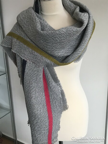 Double-sided scarf made of viscose and wool, 200 x 60 cm