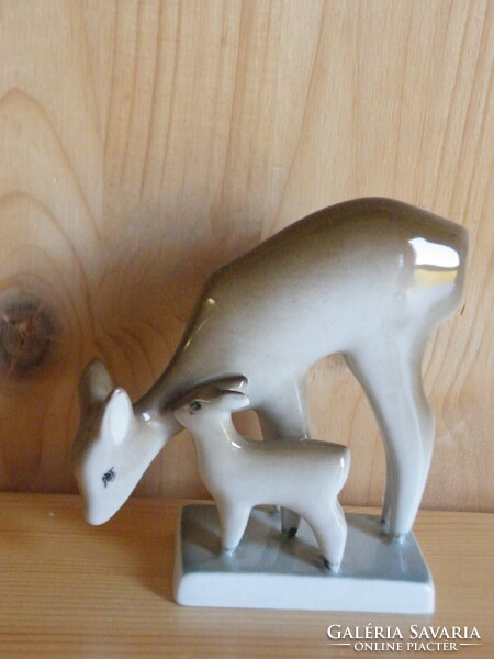 Zsolnay porcelain deer with a small kid