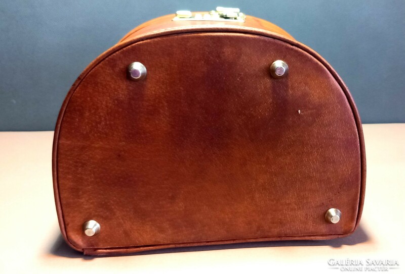 Genuine leather design toilet bag negotiable art deco