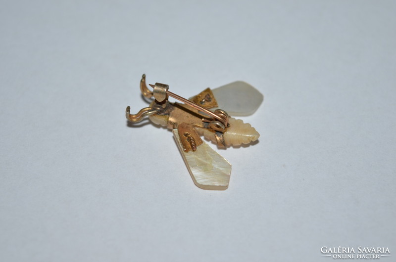 Rare mother-of-pearl bee brooch