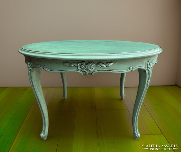 Vintage shabby neo-baroque style round coffee table