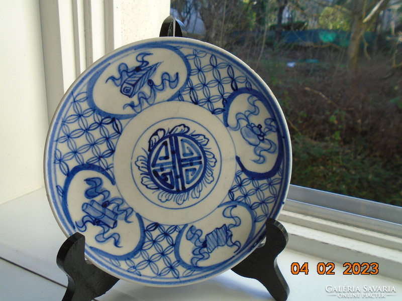 Antik kézzel festett kobaltkék kalligrafikus és geometriai mintákkal kínai tányér